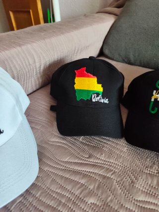 Gorra Bolivia y Santa Cruz