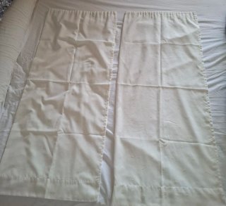 Cortinas blancas de tela