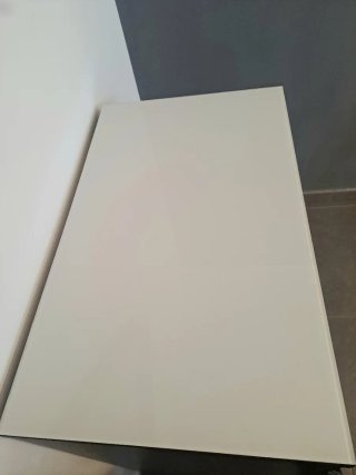 Cajonera MALM 4 cajones con cristal encima