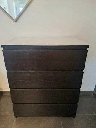 Cajonera MALM 4 cajones con cristal encima