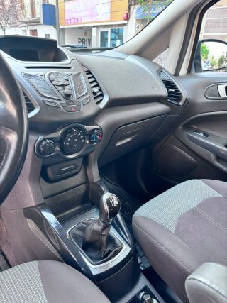 Ford EcoSport 2015