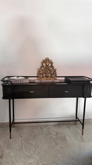 Consola Negra 2 Cajones Metal Rattan