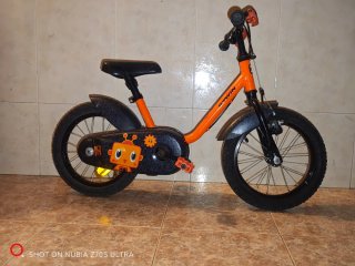 Bici infantil BTWIN naranja hasta 5 años