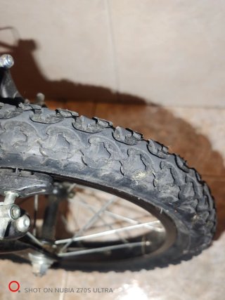 Bici infantil BTWIN naranja hasta 5 años