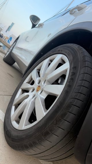 Porsche Cayenne 3.0D 262cv MK4 -Porsche Approved-