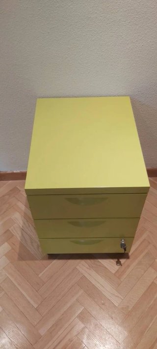 Cajonera 3 cajones con ruedas Ikea