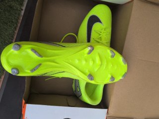 Botas de fútbol Nike Mercurial Verdes Talla 45