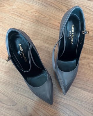 Zapatos de tacón alto/ de Yves Saint Laurent
