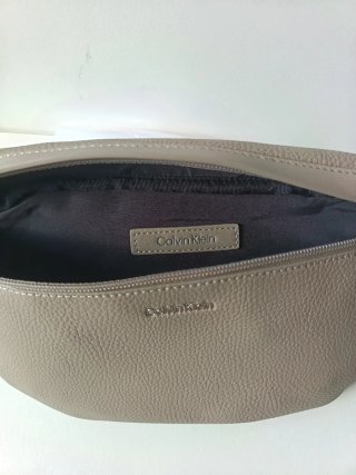 Riñonera Calvin Klein Beige