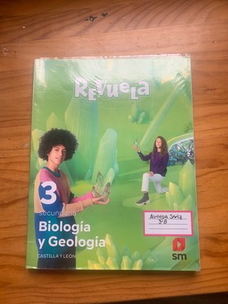 Biología y Geología. 3 Secundaria. Revuela. Cas...