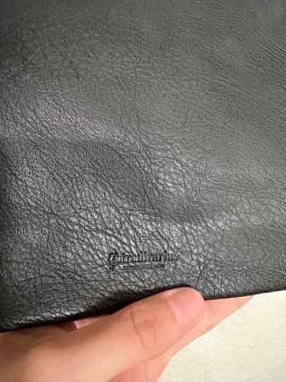 Pochette Stradivarius con cuore fiamme