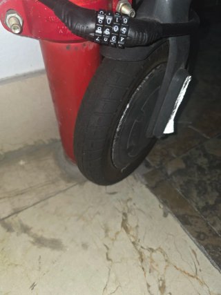 Patinete Eléctrico Negro