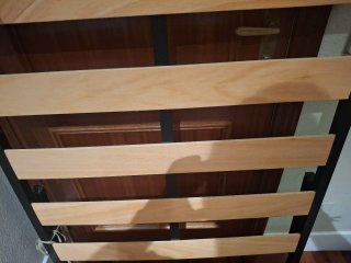 Somier láminas madera con patas 90x180