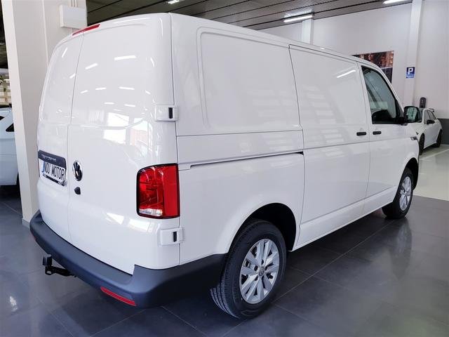 Volkswagen Transporter 6.1 Furgón Batalla Corta 2.0 TDI 2023, foto 5