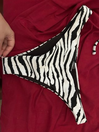 Costume a due pezzi zebrato taglia M