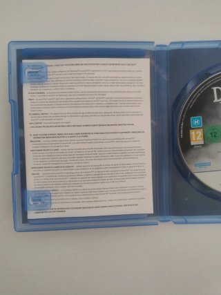 Death's Door y Away The Survival Series PS5