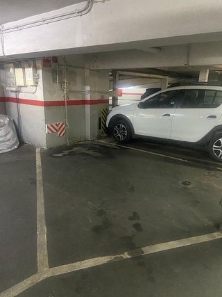 Garaje en venta en La Bordeta en Barcelona