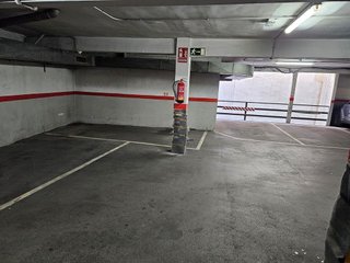 Garaje en venta en La Bordeta en Barcelona