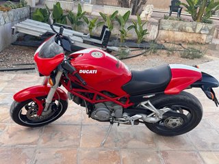 Ducati Monster S2R Roja