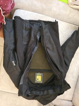 Chaqueta de moto negra acolchada xs
