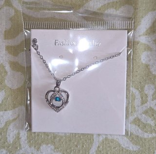 Collar Corazón con Circonitas y Piedra Azul