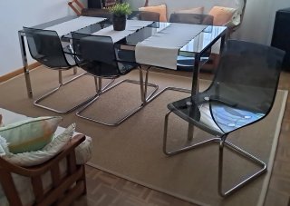 Mesa comedor y 6 sillas modernas