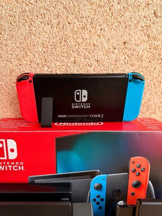 Nintendo Switch Azul y Rojo