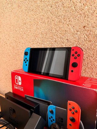 Nintendo Switch Azul y Rojo