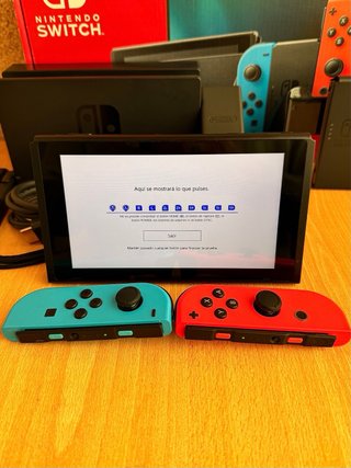 Nintendo Switch Azul y Rojo