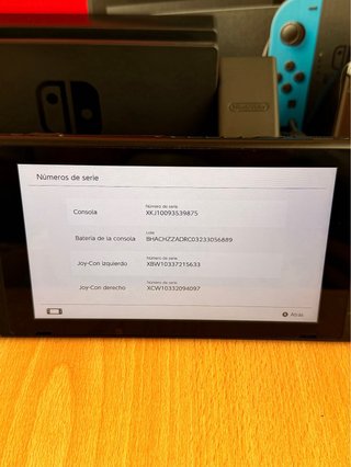 Nintendo Switch Azul y Rojo