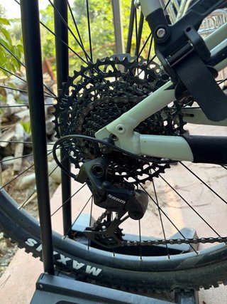 Bicicleta Eléctrica Giant E+ Talla L