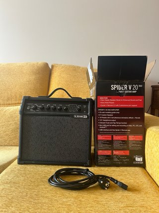 Amplificador Guitarra Line6 Spider V20 MKII