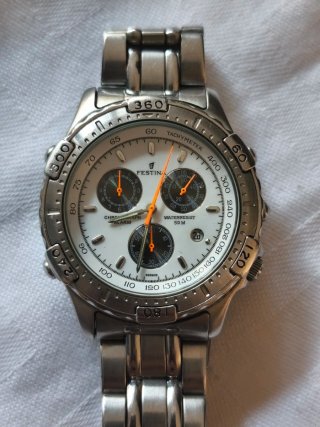Reloj Festina Cronógrafo Plata y Blanco