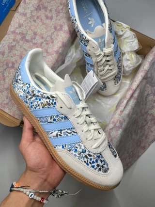 Adidas Samba OG Talla 40 Floral