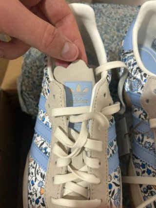 Adidas Samba OG Talla 42 Floral