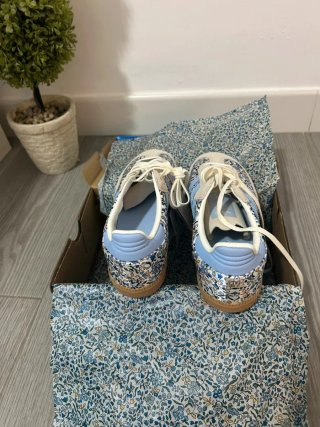 Adidas Samba OG Talla 42 Floral