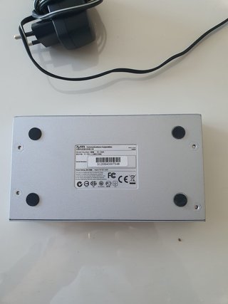 Switch Ethernet Zyxel ES-108A 8 Porte