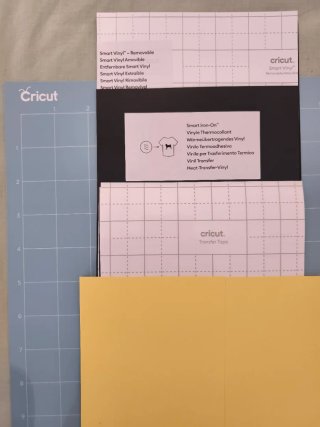 Cricut Maker 4 - Smart Cutting Machine