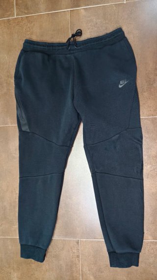Pantalón chándal deportivo Nike negro
