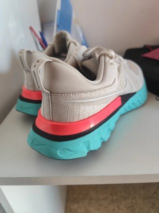 Nike React Infinity Run Flyknit 2 Beige/Teal