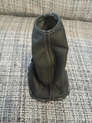 Pomo cambio Toyota Yaris P13