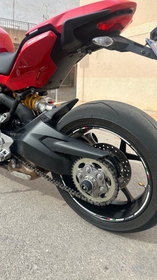 Ducati Supersport 950s 2021 Roja