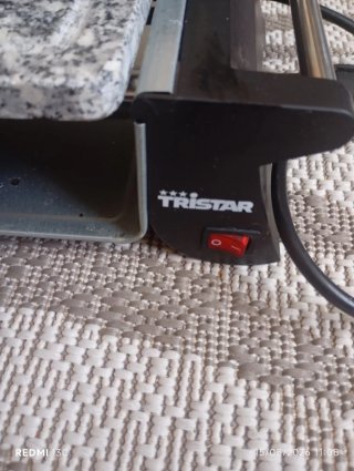 Plancha de piedra eléctrica Tristar