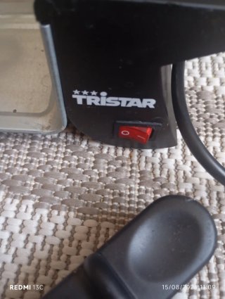 Plancha de piedra eléctrica Tristar