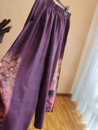 Pantalón estilo kimono estampado