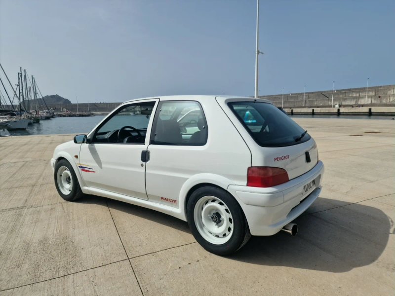 Peugeot 106 1996 - foto 1