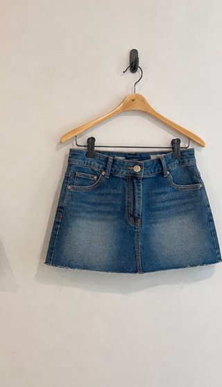 Falda vaquera corta azul