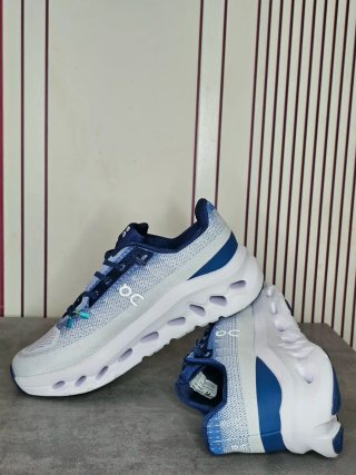 On Cloudtilt Ivory Tempest Azul y Blanco Talla 39