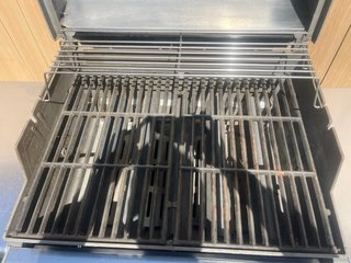 Barbacoa de gas Weber Genesis