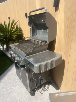 Barbacoa de gas Weber Genesis